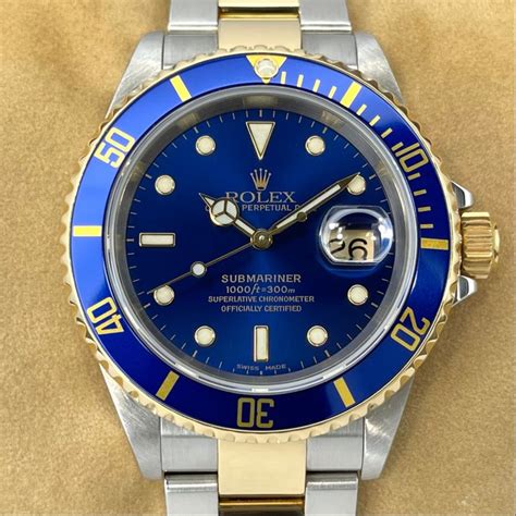 rolex acciaio nero azzurro|rolex sottomarino prezzo.